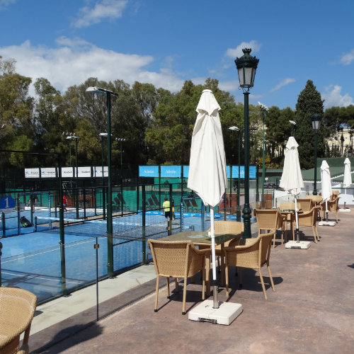 Bar bij de Los Monteros Racket Club